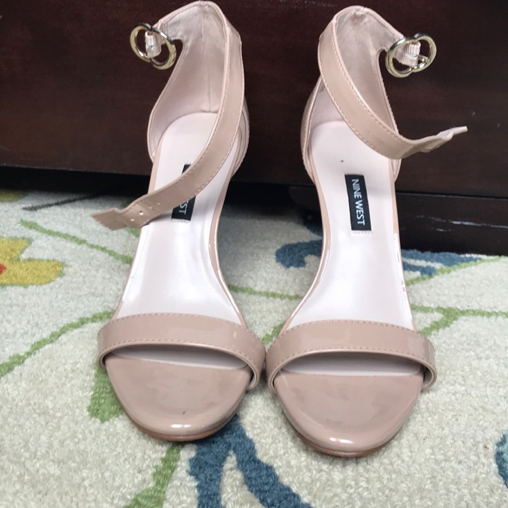 Nine West Bradery ankle strap heels, 7.5